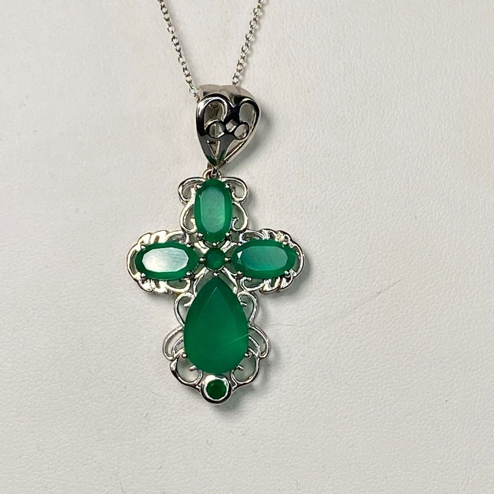 Genuine Green Onyx Cross Sterling Silver Pendant Necklace Pear Oval Shape Scroll